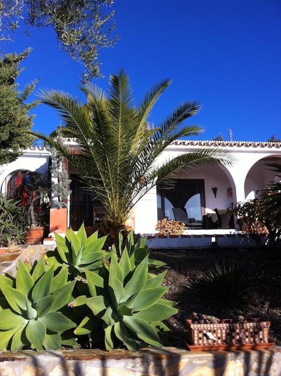 Toro Vista Casita - 1-2 Bedrooms Sayalonga Eksteriør bilde